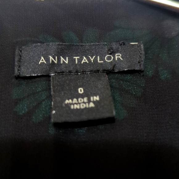 Ann Taylor | Floral Jacquard Flounce Shift Dress | Drop Waist | Floral Print | - Picture 7 of 9